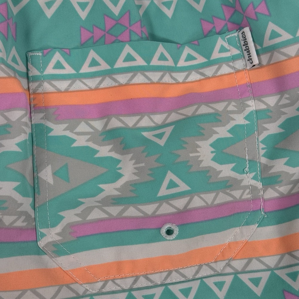 Chubbies Swim Trunks‎ Mens L Mesh Lined Aztec The En Fuegos 5.5" Classic Shorts - Picture 11 of 14